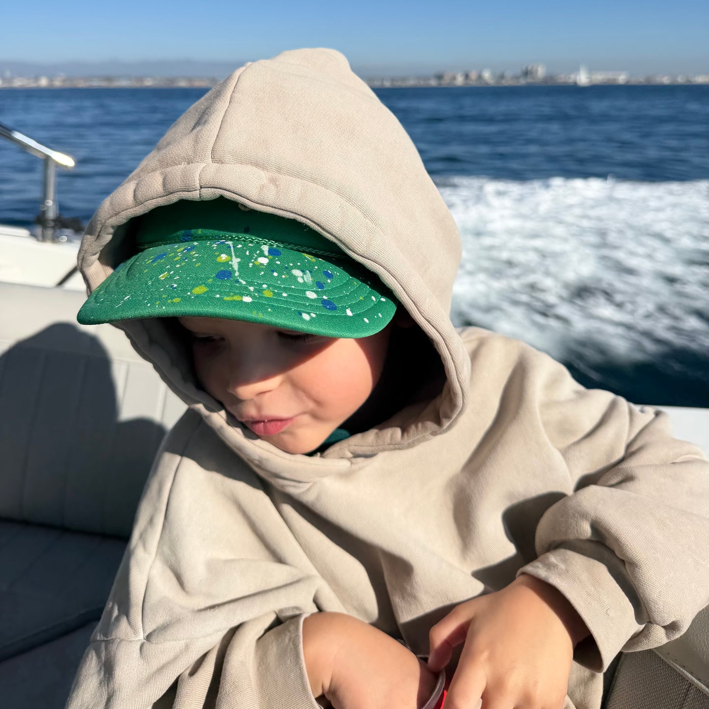 SUNBURNED HOODIE TAN