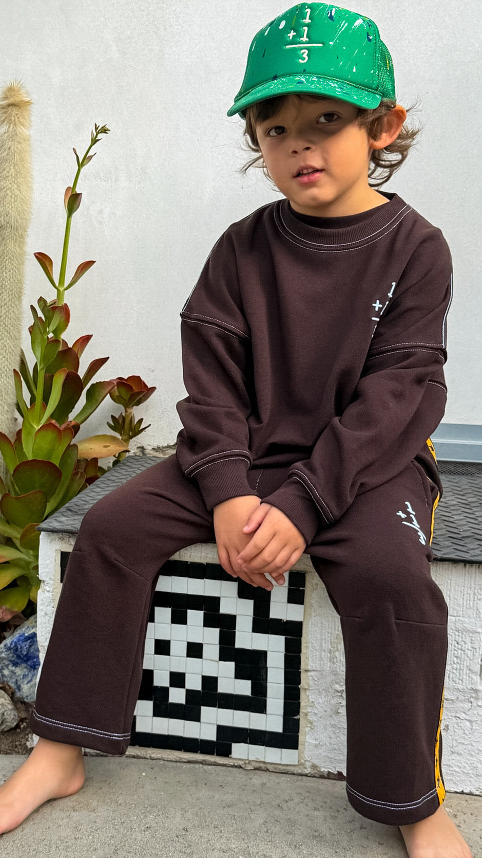 SUPERSTAR CREWNECK